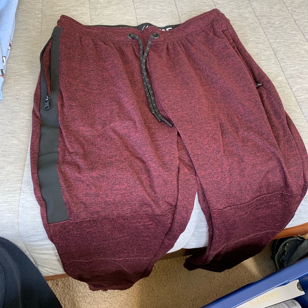 Men’s American Eagle Athletic Joggers